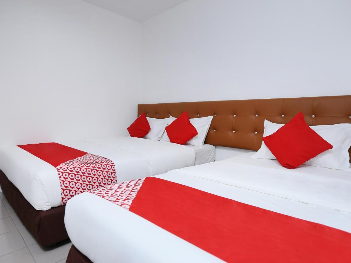 Oyo 89672 Eg Hotel Jj Johor Bahru Bagian luar foto