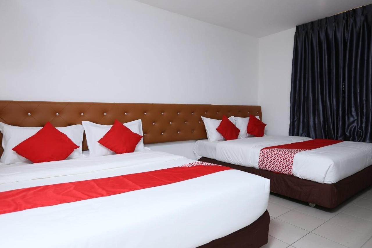 Oyo 89672 Eg Hotel Jj Johor Bahru Bagian luar foto